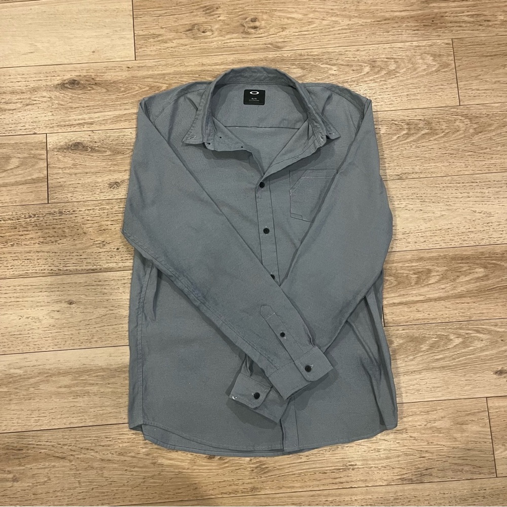 Oakley Men's Blue Button Down Shirt